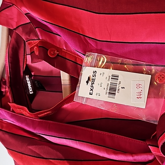 Express. Blouse - Picture 2 of 2